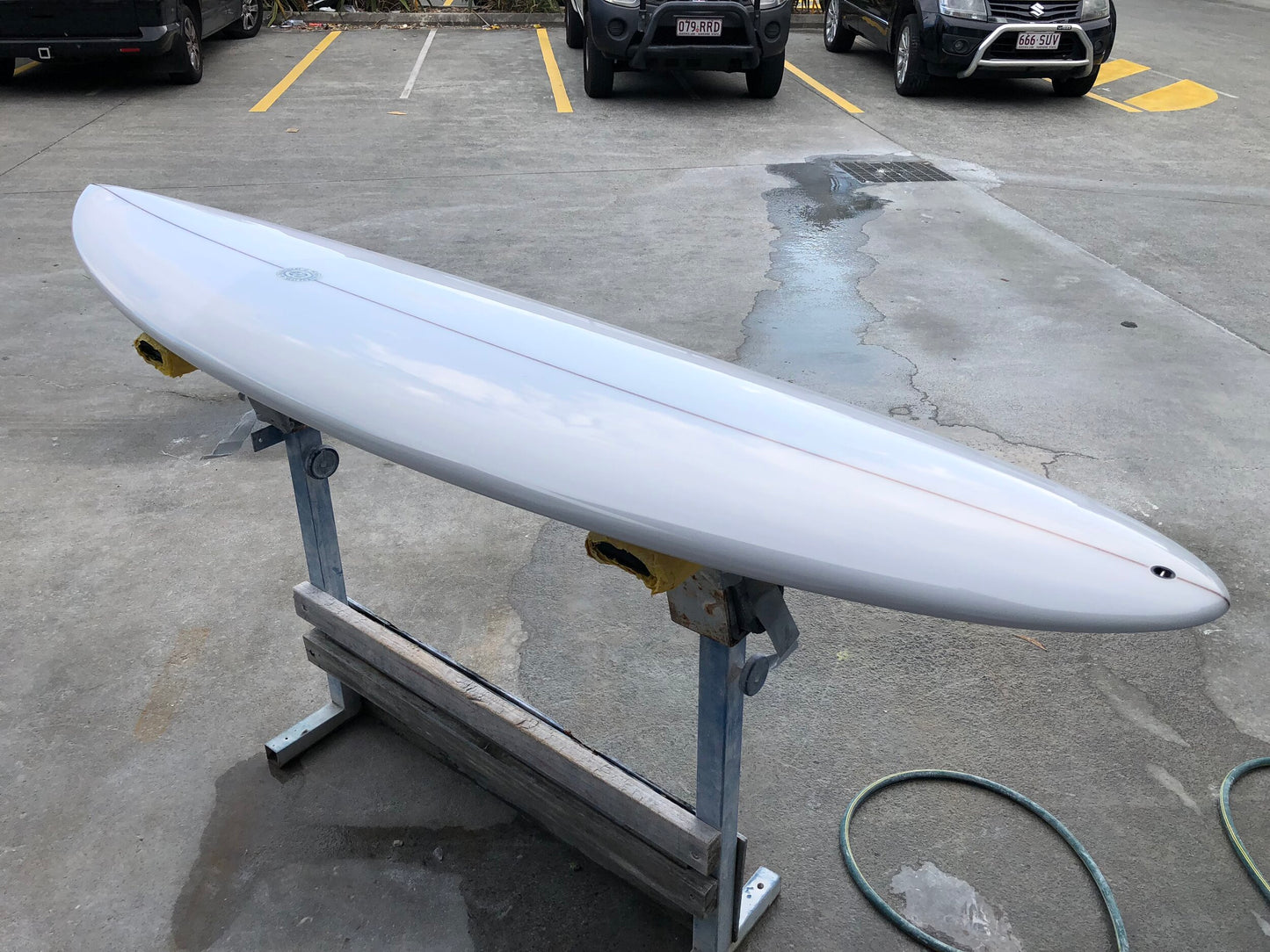 SINGLE FIN